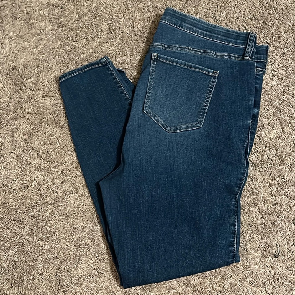 Torrid Skinny Bombshell Jeans size 18